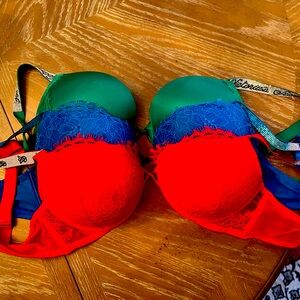 3 Victorias Secret Very Sexy Bombshell bras 36C